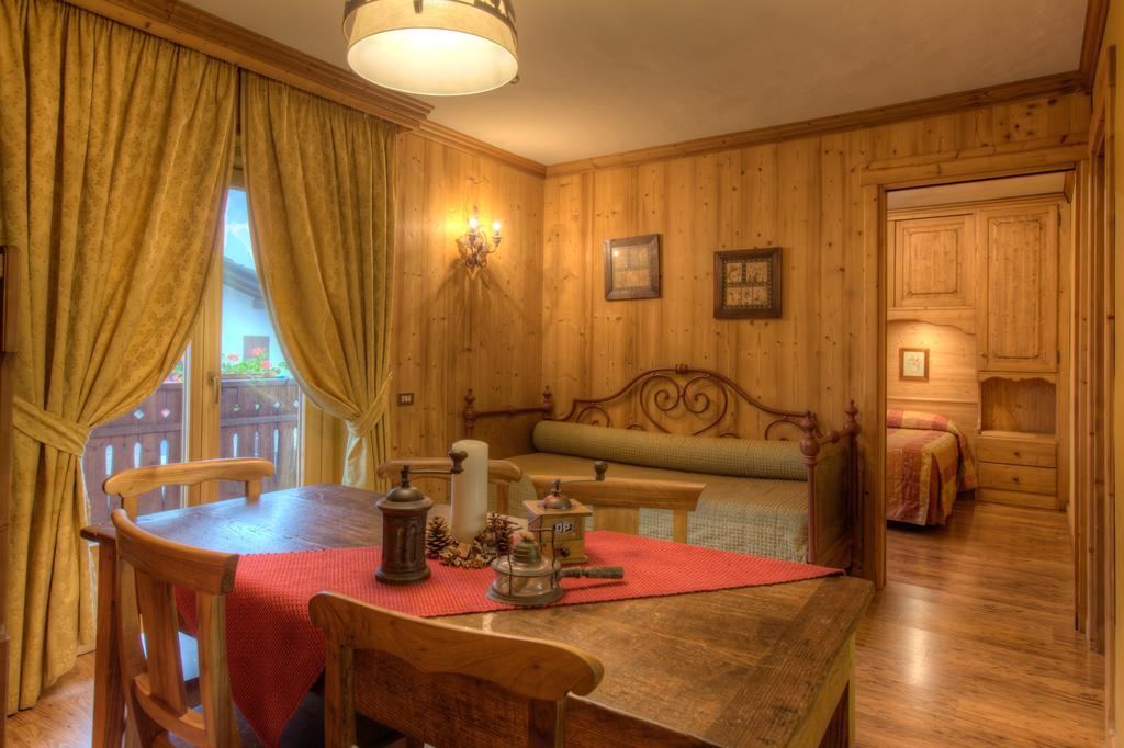 B&B Residence Checrouit Κουρμαγιέρ Δωμάτιο φωτογραφία