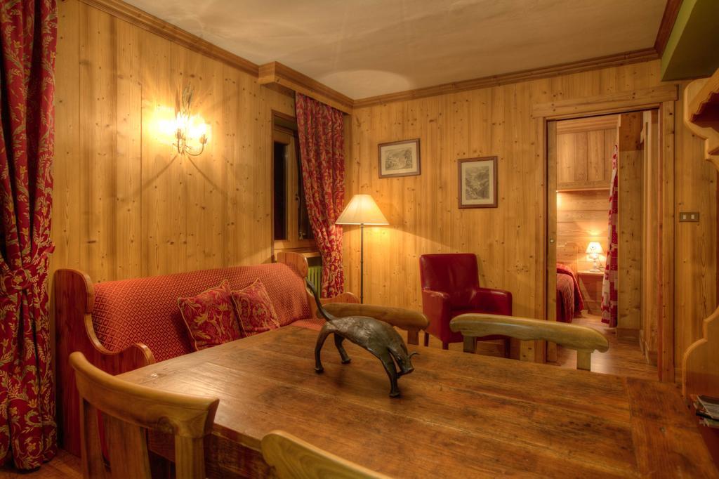 B&B Residence Checrouit Κουρμαγιέρ Δωμάτιο φωτογραφία