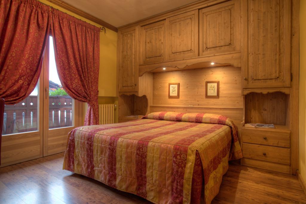 B&B Residence Checrouit Κουρμαγιέρ Δωμάτιο φωτογραφία
